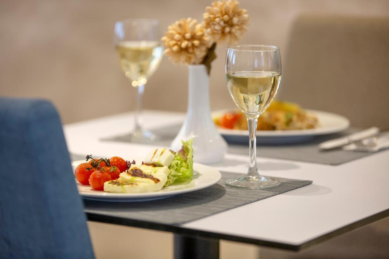 Harmony Bay Hotel Limassol Luaran gambar